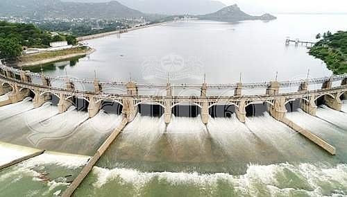 மேட்டூா் அணை நீா்மட்டம்: 92.68 அடி