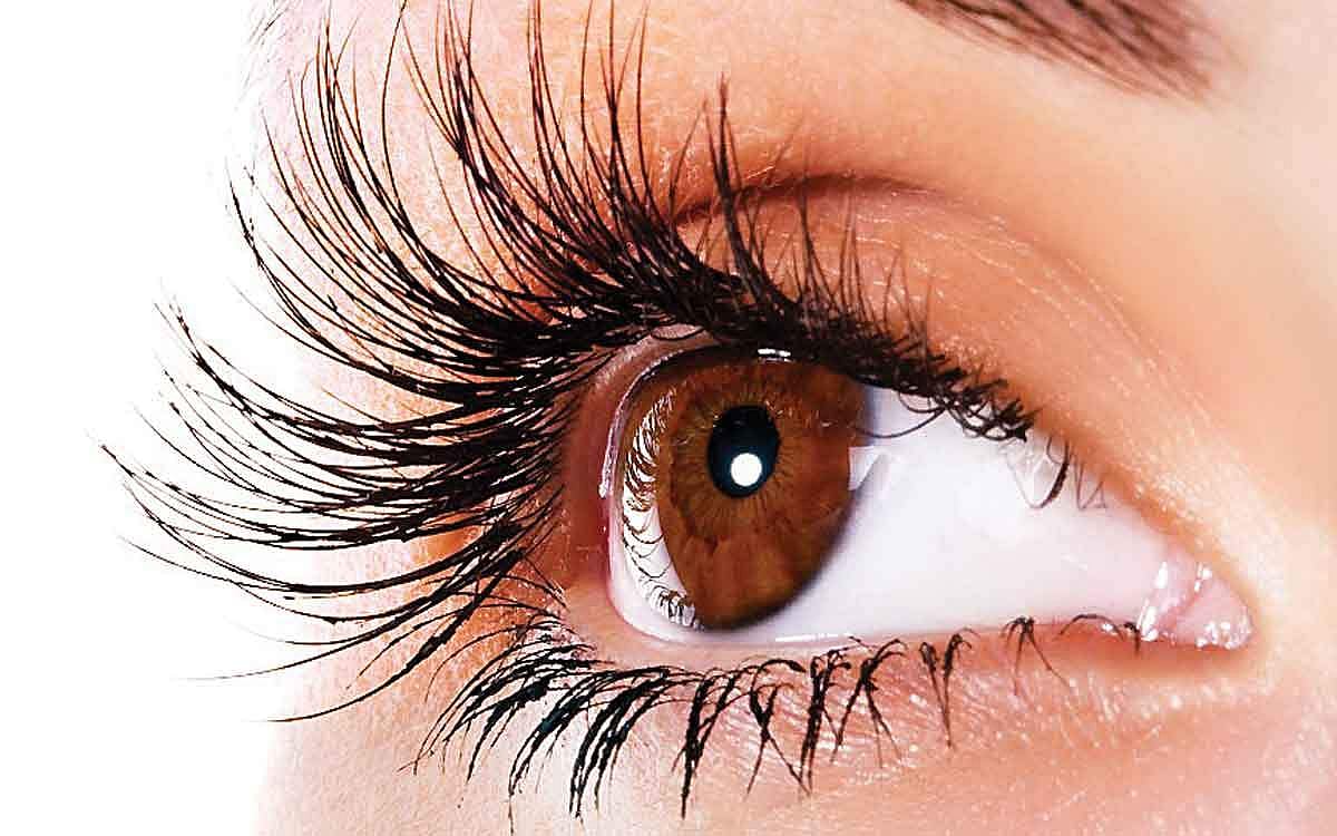 பெண்களின் கண்கள்..!