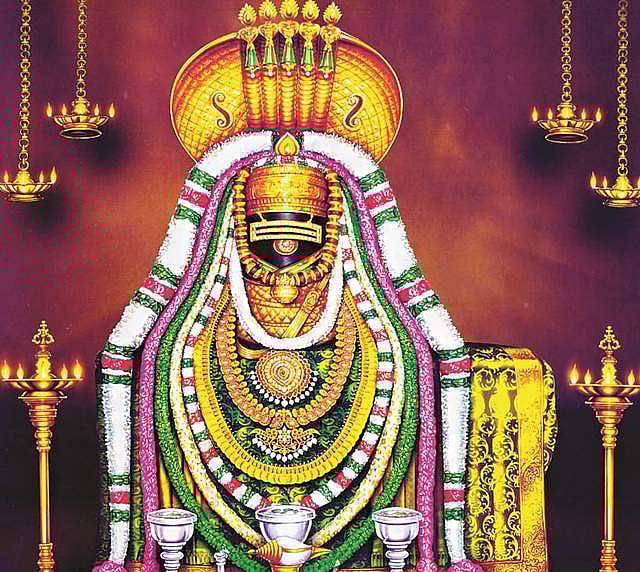 ஆதியும் அந்தமும் இல்லா அரும்பெரும் ஜோதி!