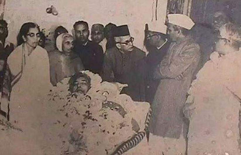 டாக்டர் அம்பேத்கர் மறைந்த அந்த நாளில்......