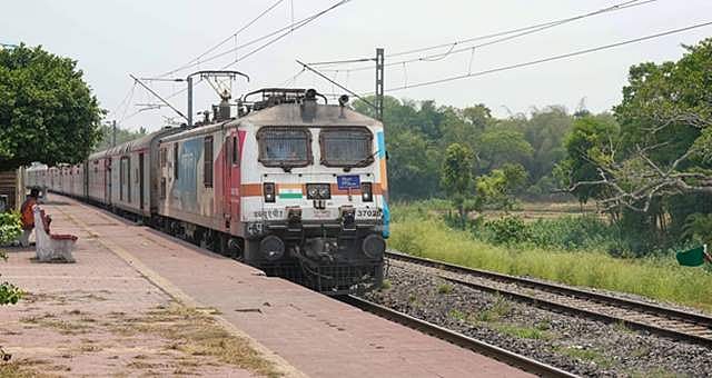 ரயில் பயணிகளுக்கான யூடிஎஸ் செயலி மார்ச் முதல் நிறுத்தம்