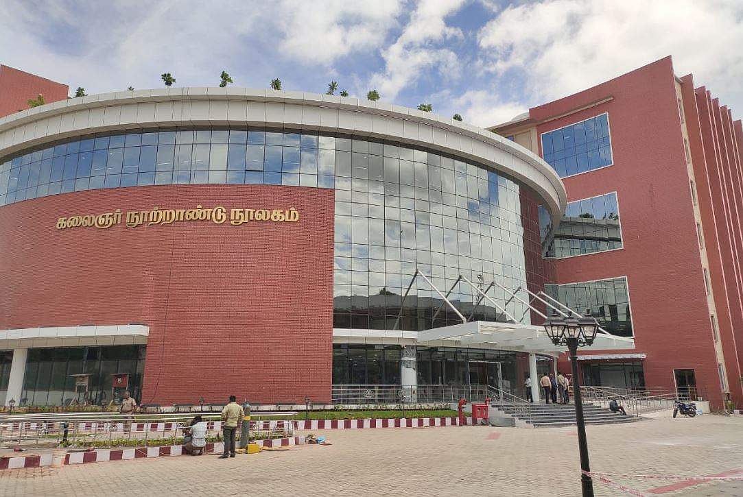 கலைஞர் நூலக திறப்புவிழாவிலாவது கிராமப்புற நூலகர்களுக்கு விடியல் கிட்டுமா?