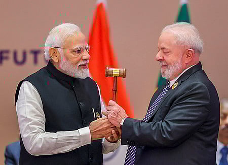 பிரேஸில் அதிபருடன் பிரதமா் மோடி தொலைபேசியில் பேச்சு