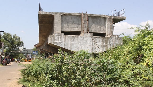 கிடப்பில் வேப்பம்பட்டு, செவ்வாப்பேட்டை ரயில்வே மேம்பாலப் பணிகள்!