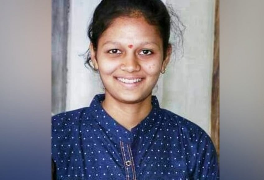 உடல்கூறாய்வு அறிக்கை: 14 முறை குத்தப்பட்டு 58 வினாடிகளில் பலியான மாணவி நேஹா