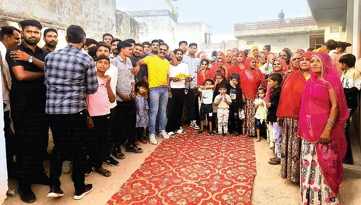 ஆறு தலை முறையாக ஒரே வீட்டில் கூட்டுக் குடும்பம்