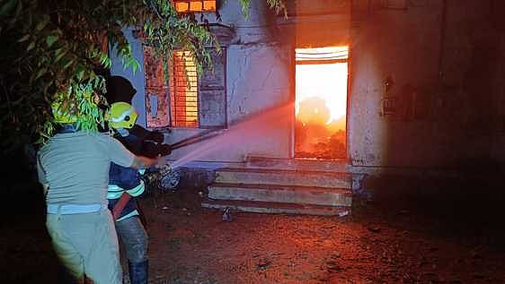 எளிமையாகும் தீயணைப்புத் துறை உரிம நடைமுறை!
பாதுகாப்பில் சமரசமின்றி நிறைவேற்றப்படுமா?