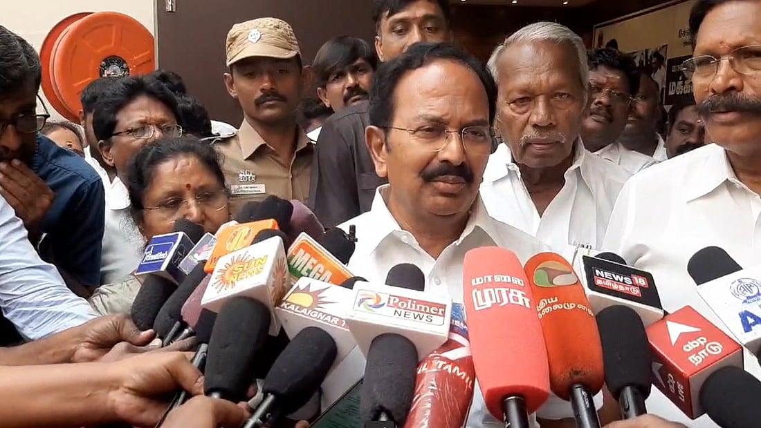 எடப்பாடி பழனிசாமிக்கு தேர்தல் காய்ச்சல் வந்து விட்டதால் உளறுகிறார்: அமைச்சர் ராஜேந்திரன்