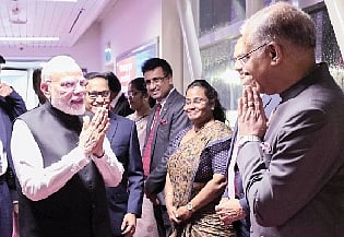 இலங்கை அதிபருடன் பிரதமா் மோடி இன்று சந்திப்பு: முக்கிய ஒப்பந்தங்கள் கையெழுத்து