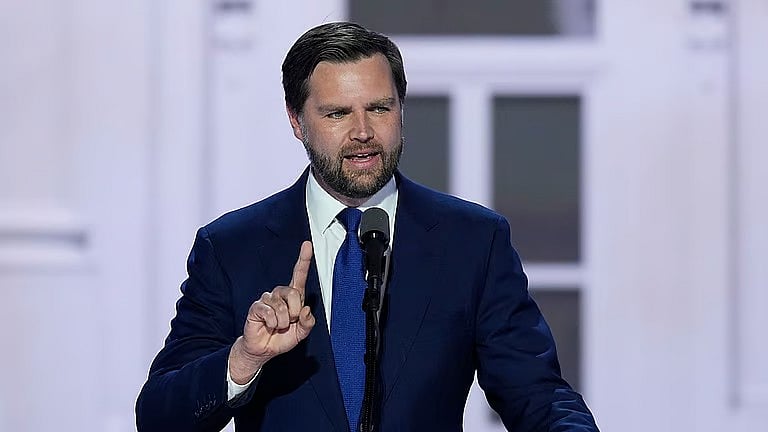 ஈரான் மக்களின் போராட்டத்துக்கு துணை நிற்போம்! அமெரிக்க துணை அதிபர்