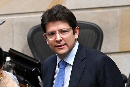 ஜூனில் நடந்த துப்பாக்கிச்சூடு: கொலம்பியா எம்.பி. உயிரிழப்பு