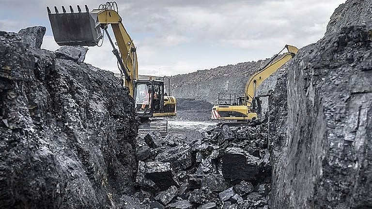 வளர்ச்சிக்குத் தரும் விலை...