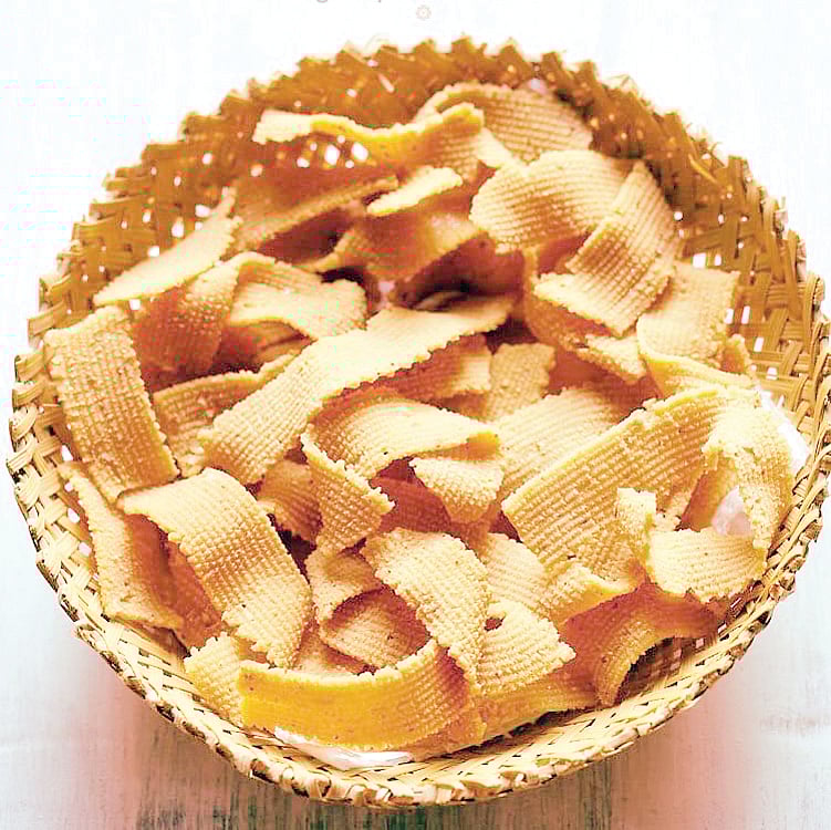 புழுங்கல் அரிசி ரிப்பன் பகோடா