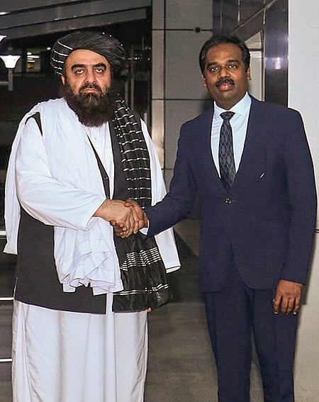 இனியும் தாமதிப்பானேன்...