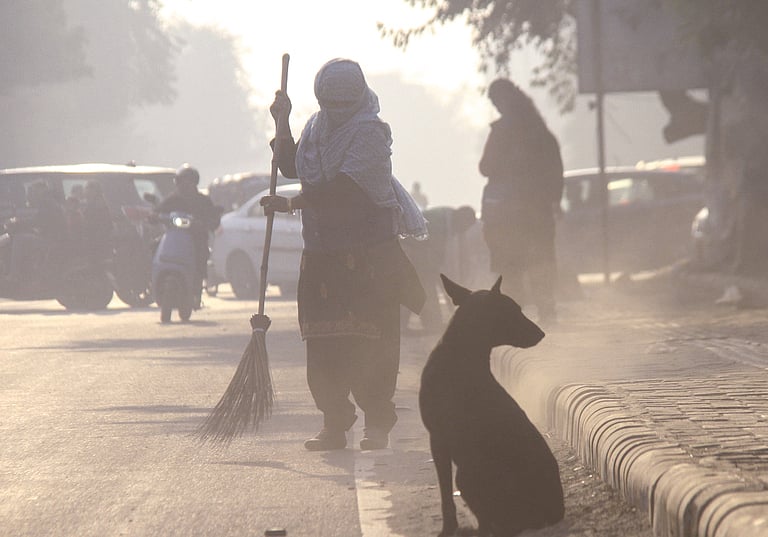 தலைநகரில் காற்றின் தரத்தில் சற்று பின்னடைவு!