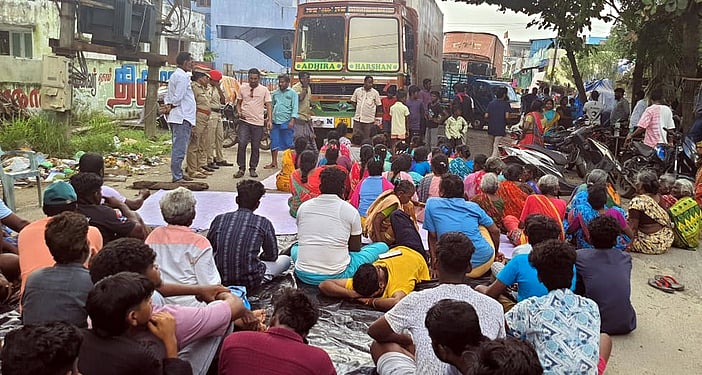 தடுப்பூசி போடப்பட்ட 3 மாத குழந்தை பலி! புதுச்சேரியில் பெற்றோர், உறவினர்கள் மறியல்!