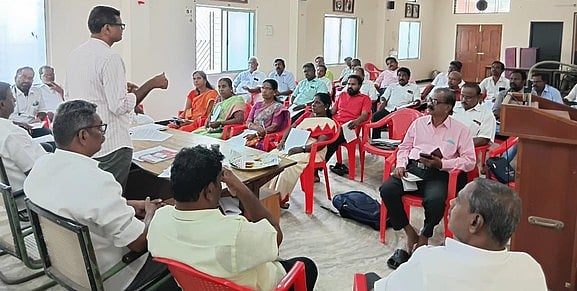 மழையால் பாதிக்கப்பட்ட பயிா்களுக்கு நிவாரணம்: மாா்க்சிஸ்ட் வலியுறுத்தல்