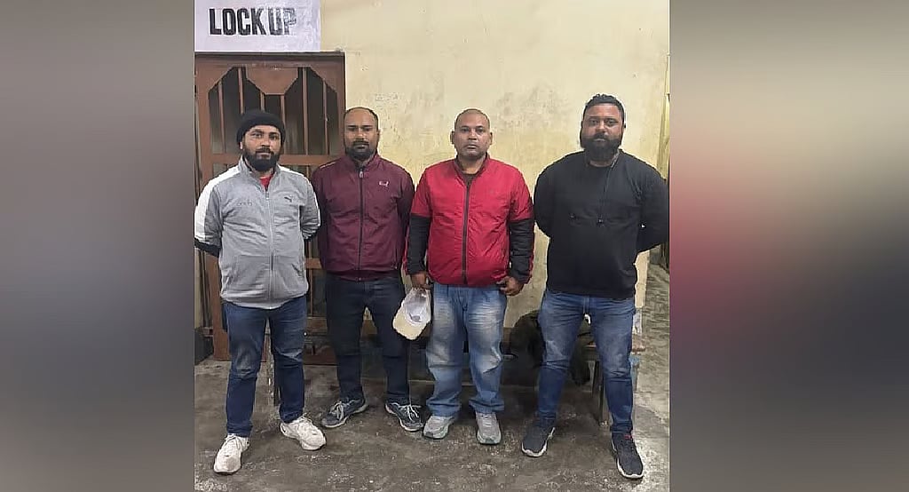 அசாமில் கிறிஸ்துமஸ் ஏற்பாடுகளை அடித்து நொறுக்கிய விவகாரம்! இந்து அமைப்பினர் 4 பேர் கைது!