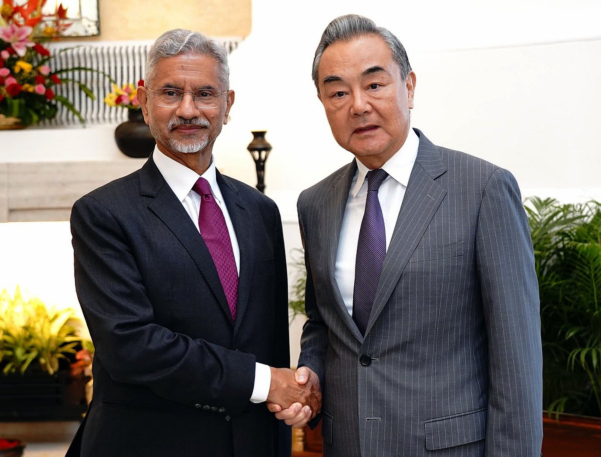 இந்தியா - பாகிஸ்தான் சண்டையில் மத்தியஸ்தம்! அமெரிக்காவைத் தொடர்ந்து சீனா அறிவிப்பு!