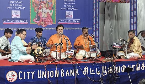 சங்கீத மும்மூா்த்திகளில் தியாகராஜ சுவாமிகளே தலைநாயகா்: சென்னை உயா்நீதிமன்ற நீதிபதி ஆா்.சுரேஷ்குமாா்