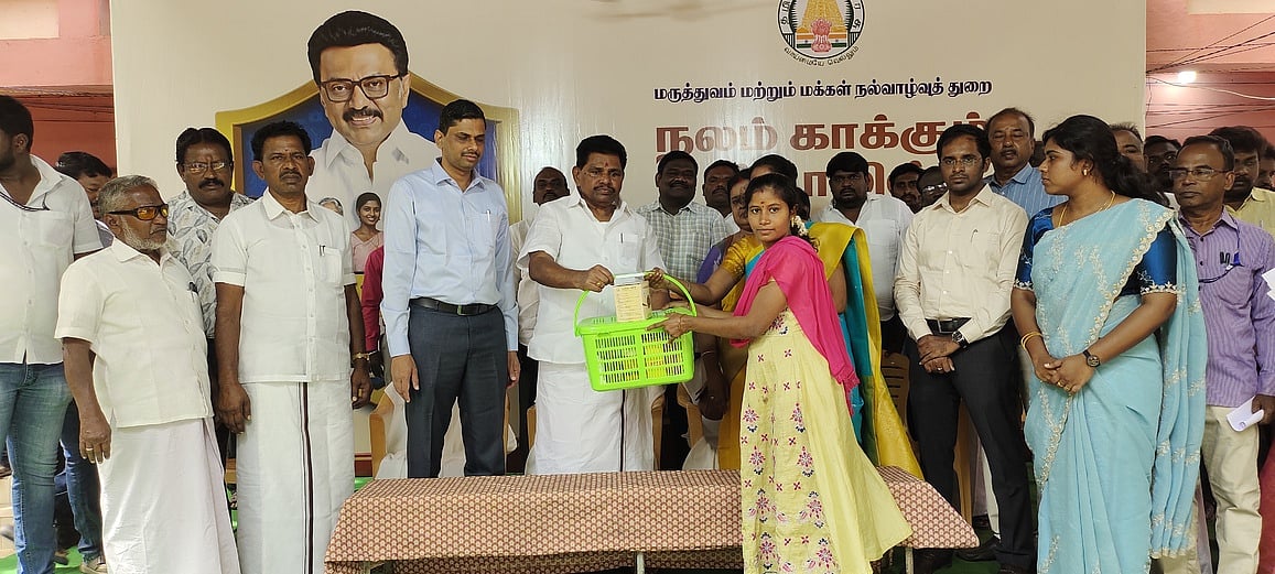 வெள்ளாளன்விளையில் நலம் காக்கும் ஸ்டாலின் மருத்துவ முகாம்