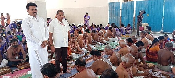 திருச்செந்தூா் கோயில் உண்டியல் வருமானம் ரூ. 3.39 கோடி