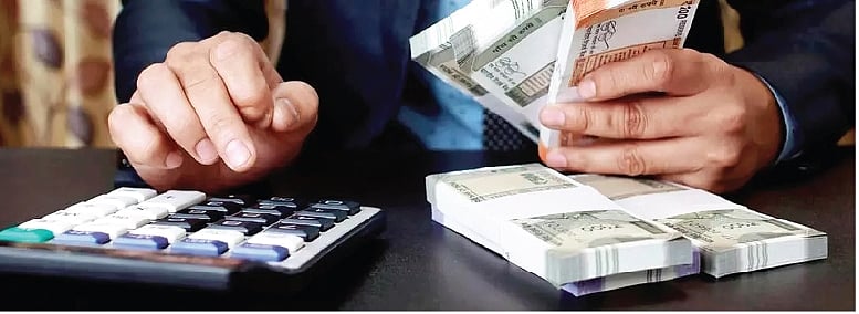 நிதியாண்டு இறுதிக்குள்
பொருளாதார வளா்ச்சி 7.5%
நிறுவனங்கள் கணிப்பு