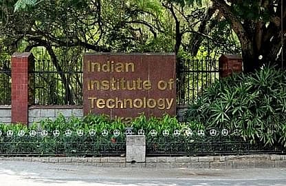 சாலைப் பாதுகாப்பு தரவுகளை ஒருங்கிணைக்கும் ‘நிகழ்நேர தகவல் பலகை’: ஐஐடி உருவாக்கம்