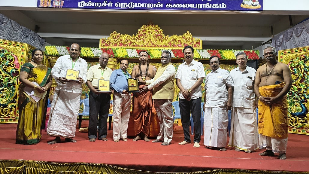 நெல்லையப்பா் கோயில் விமானங்களில் தங்கத் தகடுகள்: செங்கோல் ஆதீனம் விருப்பம்
