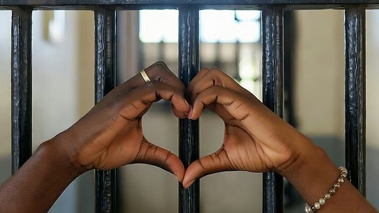 சிறைப் பறவை டூ காதல் பறவை! ஆயுள் கைதிகள் திருமணத்துக்காக 15 நாள் பரோல்