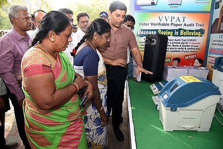 மின்னணு வாக்குப் பதிவு குறித்து
விரிவான விழிப்புணா்வு ஏற்பாடுகள்