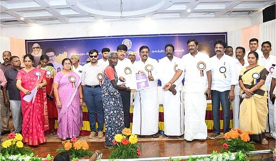 ‘உங்களுடன் ஸ்டாலின் திட்டம்’:
1,695 பேருக்கு ரூ.78.25 லட்சம் நலத் திட்ட உதவிகள்