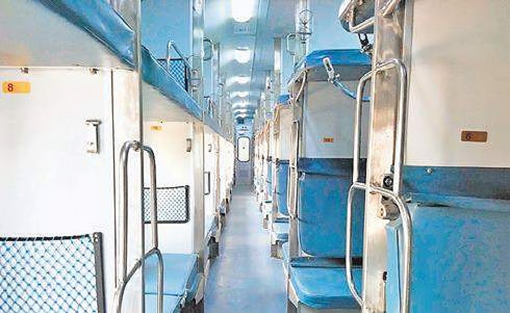 ரயிலில் ஆர்ஏசி பயணிகளுக்கு பாதி கட்டணம் மட்டுமே..! நாடாளுமன்றக் குழு பரிந்துரை!