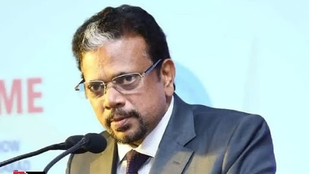 காரைக்கால் மாவட்ட ஆட்சியா் மாற்றம்