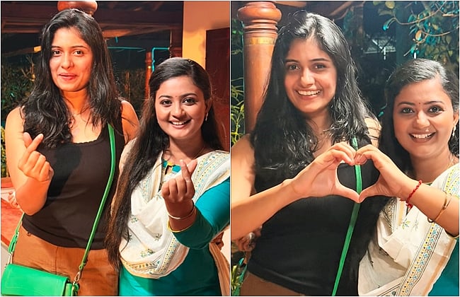 பிறந்தநாளில் ஒன்றுகூடிய இரு முன்னணி தொடர்களின் நாயகிகள்!