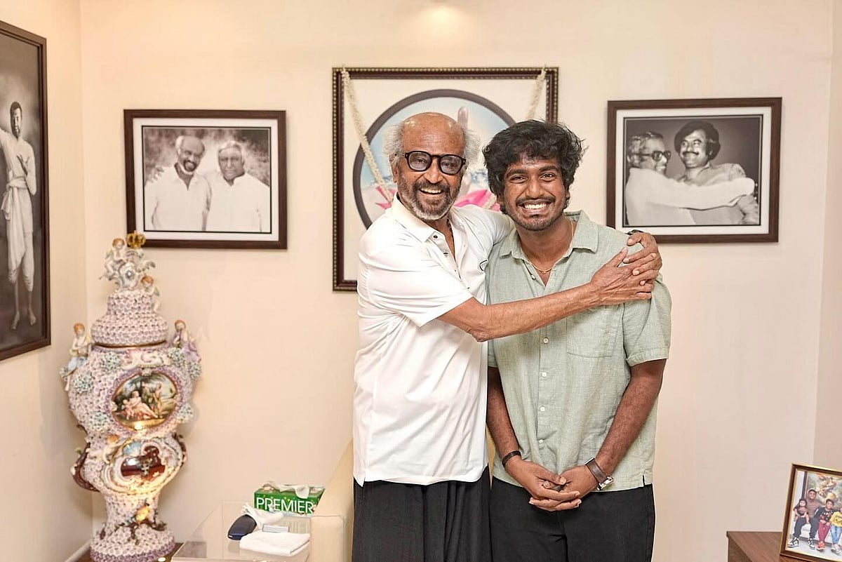 வித் லவ் படக்குழுவைப் பாராட்டிய ரஜினிகாந்த்!