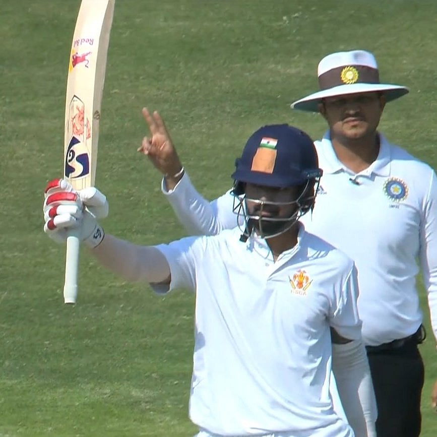 ரஞ்சி கோப்பை: கே.எல். ராகுல், படிக்கல் சதம்; கர்நாடகம் - 355/2