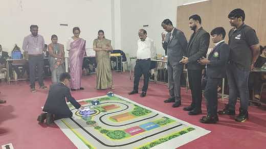 ஊத்தங்கரை அதியமான் பப்ளிக்
பள்ளியில் அறிவியல் கண்காட்சி