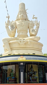 60 அடி உயர சிவன் சிலைக்கு சிறப்பு வழிபாடுகள்!