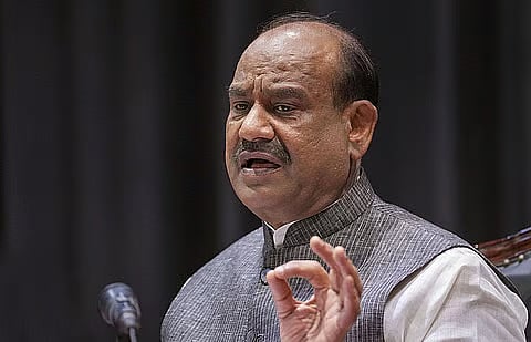 மக்களவைத் தலைவரை நீக்க தீா்மானம்: மாா்ச் 9-இல் விவாதம் - வாக்கெடுப்பு! மத்திய அமைச்சா் கிரண் ரிஜிஜு தகவல்!