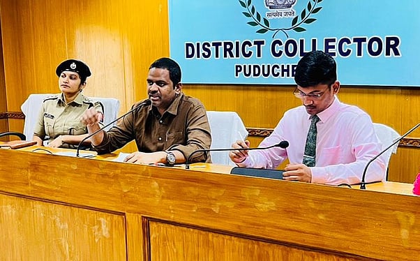 மாா்ச் 2-இல் மாசி மகம் திருவிழா ஏற்பாடுகள்: அதிகாரிகளுடன் ஆட்சியா் ஆலோசனை