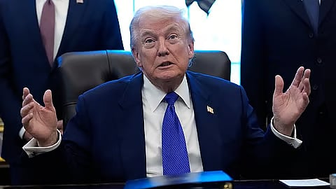 டிரம்ப் வரி விதிப்பு செல்லாது:
அமெரிக்க உச்சநீதிமன்றம் தீா்ப்பு