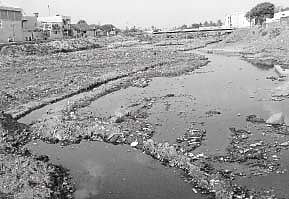 தொடரும் நொய்யல் சாயக்கழிவு பிரச்னை...