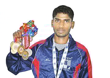 தடை முறித்த தடகள ஓட்டம்!