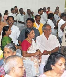 மனைவியர்க்கு விழா!