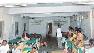 சீர்கேட்டின் பிடியில் பண்ருட்டி அரசு மருத்துவமனை