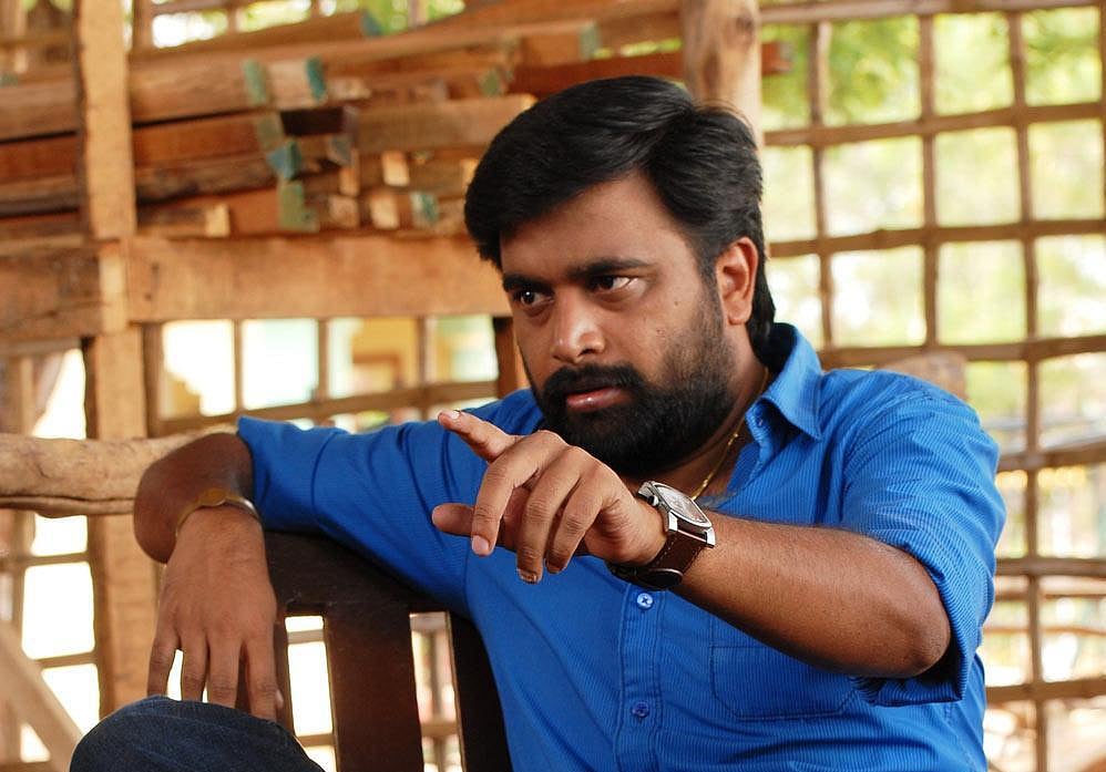 நடிகர் சசிகுமாரின் 'அசுரவதம்' படத்தின் மிரட்டலான ட்ரெய்லர்!