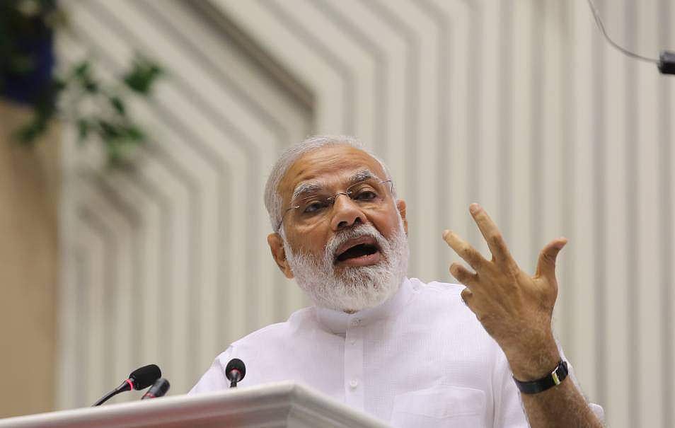 'முத்தலாக்' முறையை அரசியலாக்க வேண்டாம்: பிரதமர் மோடி வலியுறுத்தல்