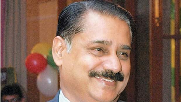 வீழ்வேன் என்று நினைத்தாயோ? அண்டை வீட்டாரும் சண்டைக் குரல்களும் - 4