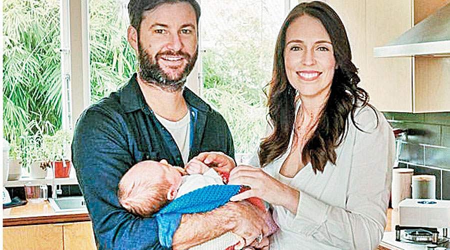 வித்தியாசமான கணவன் மனைவி...!